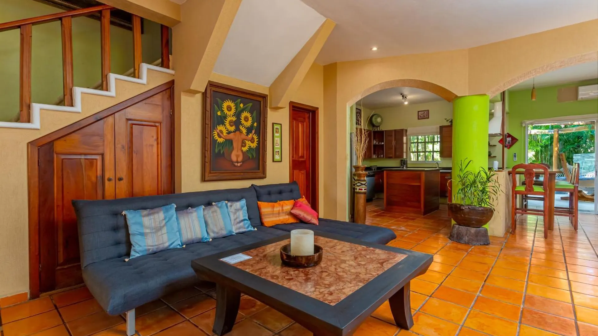 The Bamboo Manor By Andiani Travel Villa Lafitte