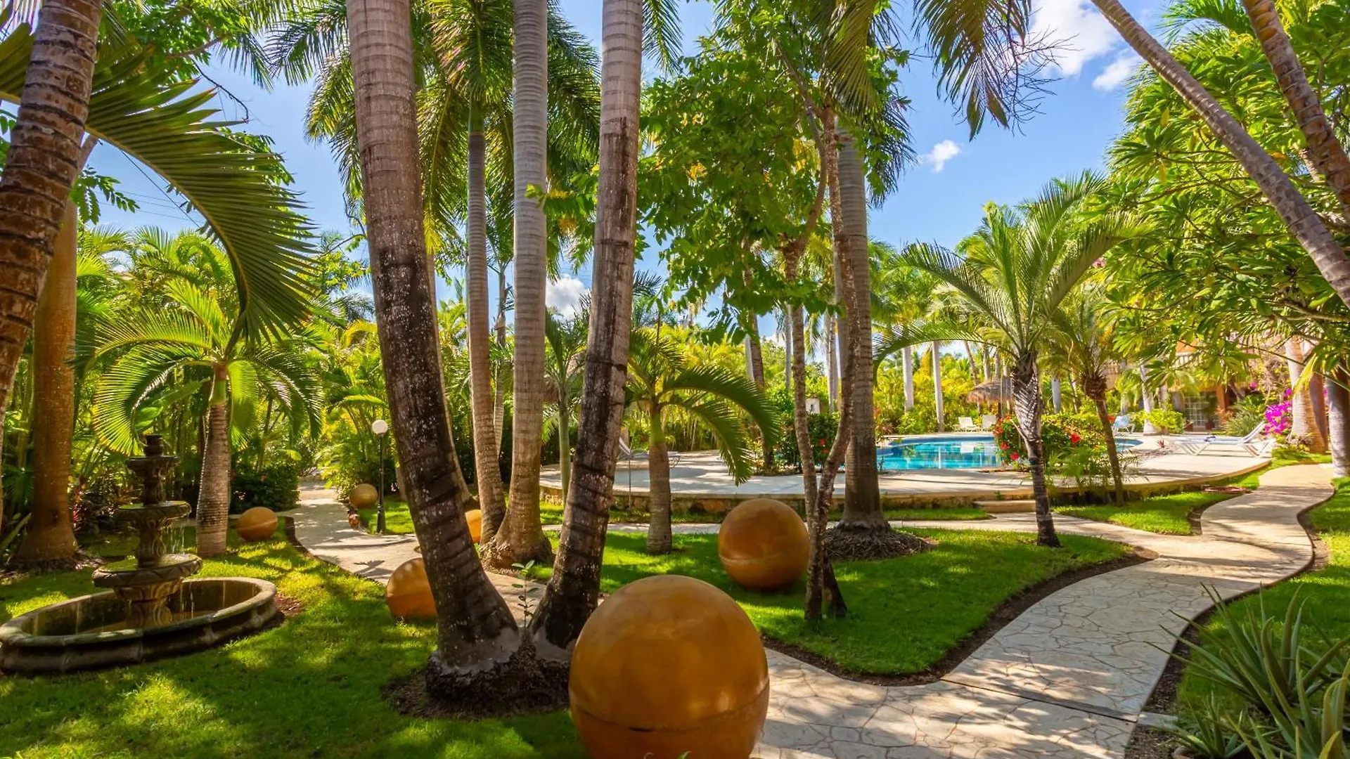 The Bamboo Manor By Andiani Travel Villa Lafitte