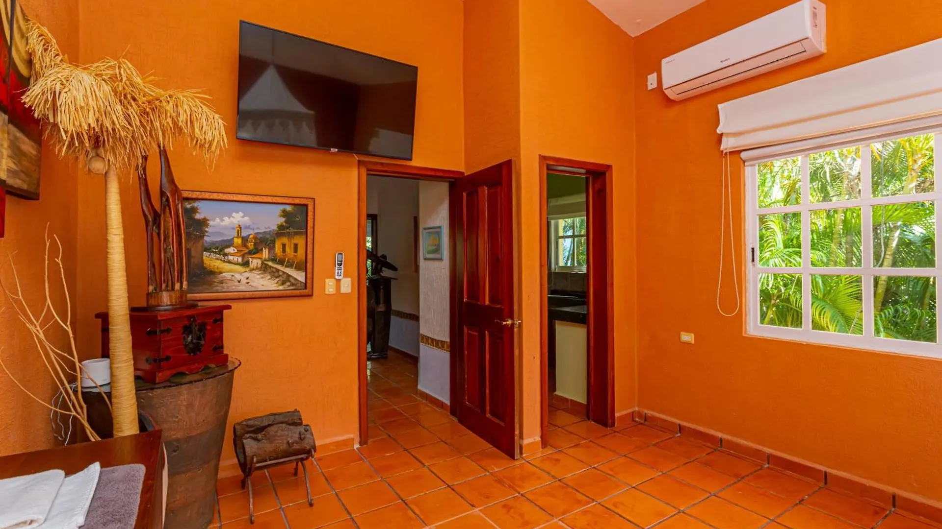 The Bamboo Manor By Andiani Travel Villa Lafitte